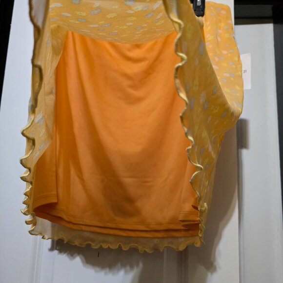 Forever 21 Plus Women's Yellow Floral Mini Skirt Size 1X - Picture 4 of 9